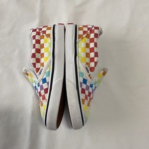 🌈 VANS CHECKERBOARD RAINBOW SLIP-ONS🌈 TODDLER SIZE 8 🌈 USED GREAT COND 🌈 $18